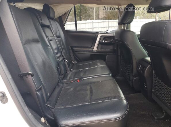 JTEZU5JR9G5134875 2016 TOYOTA 4RUNNER Белый Вид задней части салона