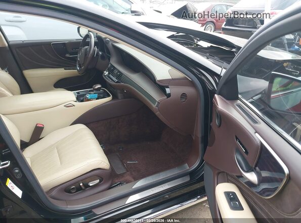 JTHB51FF2J5005232 2018 LEXUS LS 500 Черный Вид салона спереди