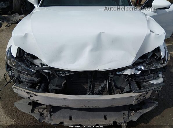 JTHBA1D20H5055083 2017 LEXUS IS 200T Белый Вид сзади