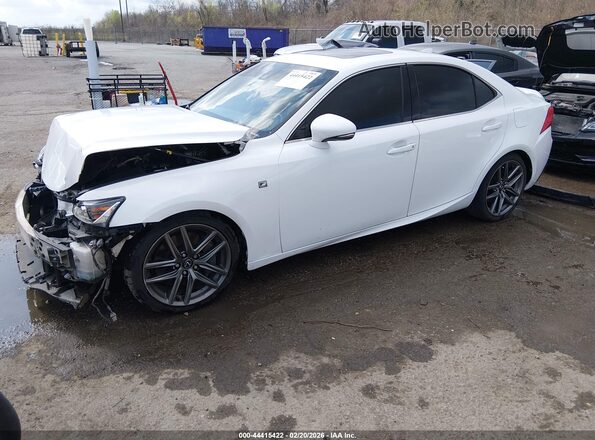 JTHBA1D20H5055083 2017 LEXUS IS 200T Белый Передняя левая четверть