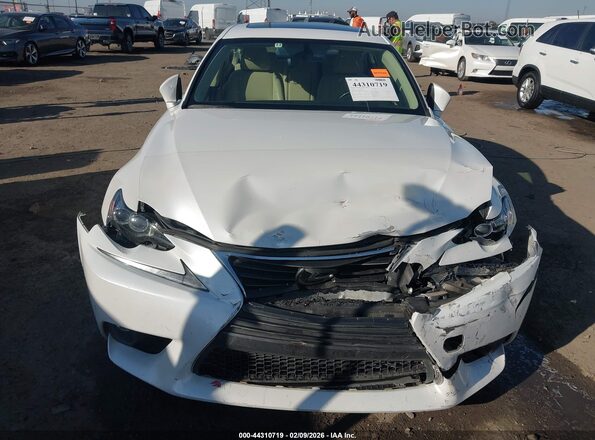 JTHBA1D26G5003231 2016 LEXUS IS 200T White Front view