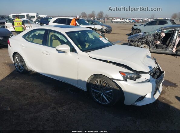JTHBA1D26G5003231 2016 LEXUS IS 200T White Front right