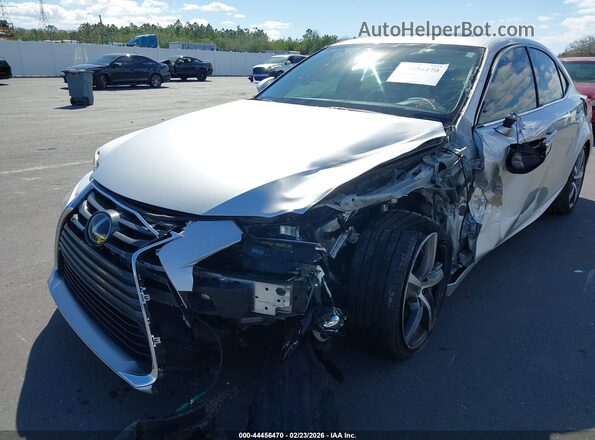 JTHBA1D26K5087916 2019 LEXUS IS 300 Серебряный Вид спереди