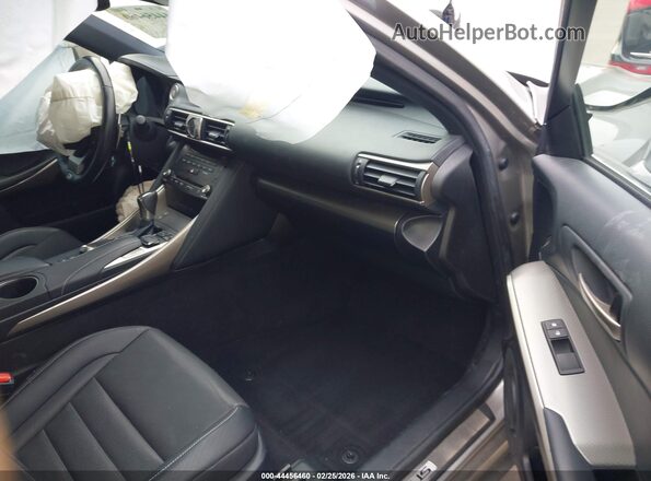 JTHBA1D27J5062876 2018 LEXUS IS 300 Champagne Вид салона спереди