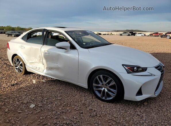 JTHBA1D27K5084118 2019 LEXUS IS Белый Передняя правая четверть