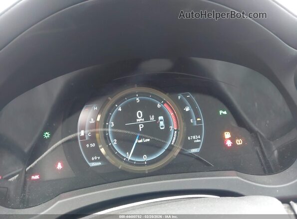 JTHBA1D29J5082031 2018 LEXUS IS 300 White Vista de los asientos traseros