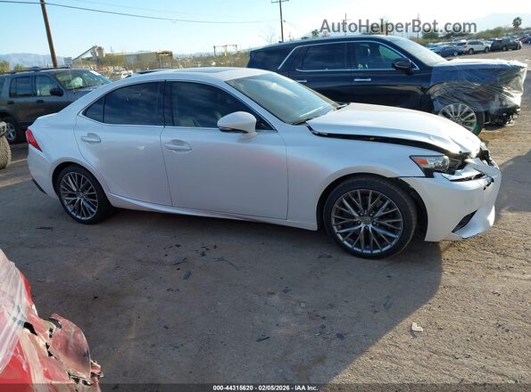 JTHBA1D2XG5009209 2016 LEXUS IS 200T White 360 interior view