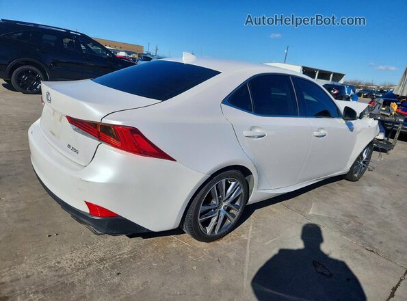 JTHBA1D2XJ5064900 2018 LEXUS IS Белый Задняя правая четверть