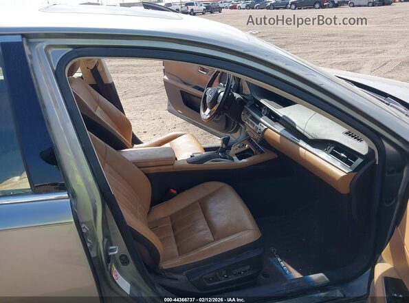 JTHBK1GG0G2221090 2016 LEXUS ES 350 Silver Widok wnętrza z przodu