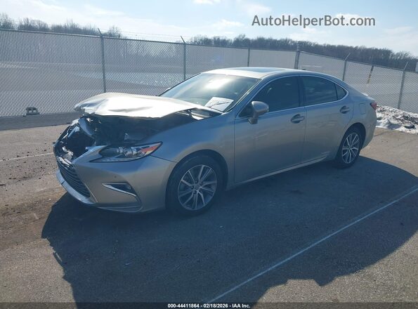 JTHBW1GG6H2134378 2017 LEXUS ES 300H Серебряный Передняя левая четверть