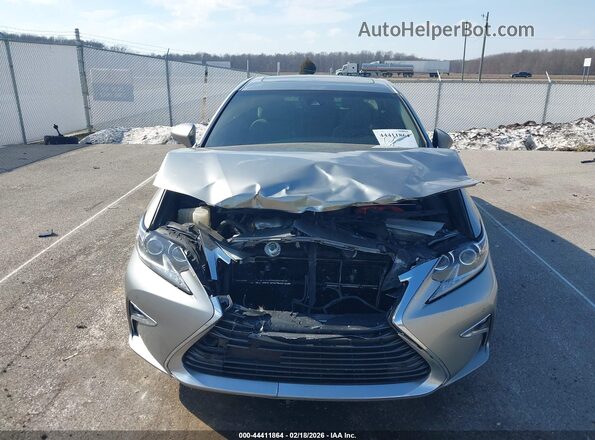 JTHBW1GG6H2134378 2017 LEXUS ES 300H Серебряный Вид щитка приборов