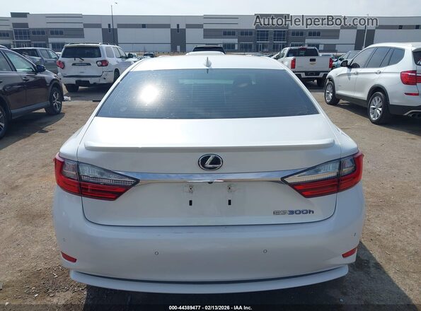 JTHBW1GGXG2109143 2016 LEXUS ES 300H Белый 