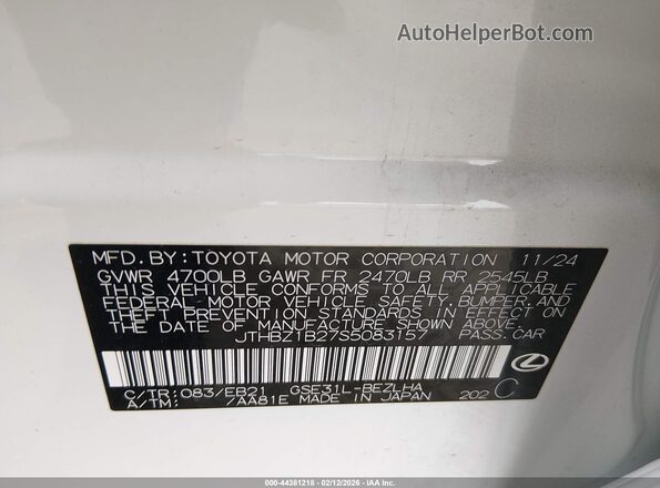 JTHBZ1B27S5083157 2025 LEXUS IS 350 Белый Вид подкапотного пространства