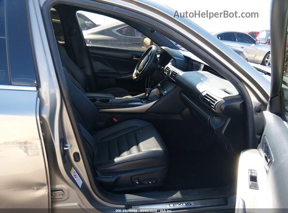 JTHBZ1D28J5032309 2018 LEXUS IS 350 Silver Вид салону спереду