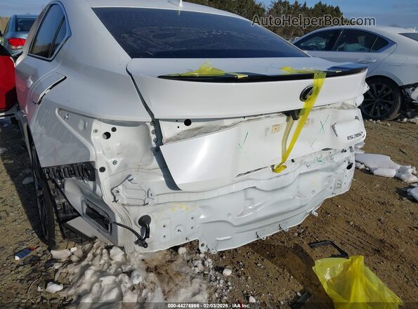 JTHGZ1B23P5070340 2023 LEXUS IS 350 White Widok z przodu