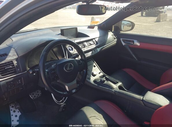 JTHKD5BH3G2271905 2016 LEXUS CT 200H Серебряный Вид салона спереди
