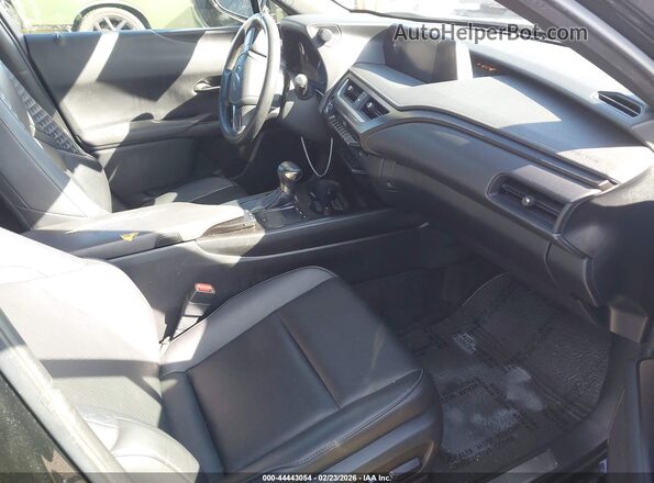 JTHP9JBHXL2021507 2020 LEXUS UX 250H Черный Вид салона спереди