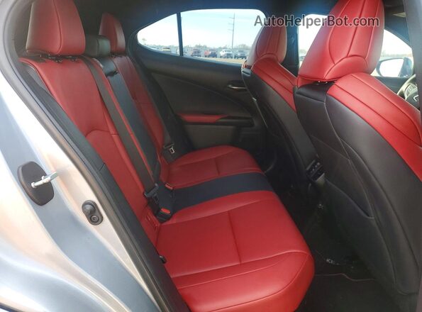 JTHR6JBH8P2149235 2023 LEXUS UX Серебряный Вид задних сидений