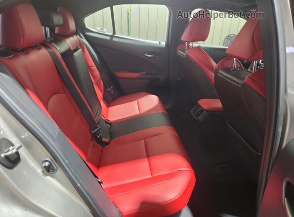 JTHR9JBH5N2061408 2022 LEXUS UX Желто-коричневый Вид задней части салона