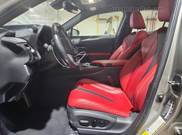 JTHR9JBH5N2061408 2022 LEXUS UX Желто-коричневый Вид салона спереди
