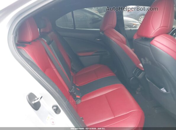 JTHU9JBH1K2008338 2019 LEXUS UX 250H Silver Widok naklejki z numerem VIN