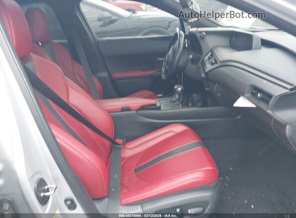 JTHU9JBH1K2008338 2019 LEXUS UX 250H Silver Widok wnętrza z przodu