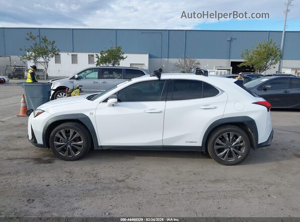 JTHU9JBH8K2002990 2019 LEXUS UX 250H Белый 