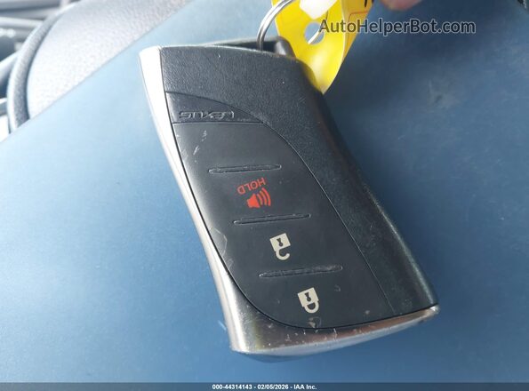 JTHX9JBH7M2050691 2021 LEXUS UX 250H Белый Вид панели приборов