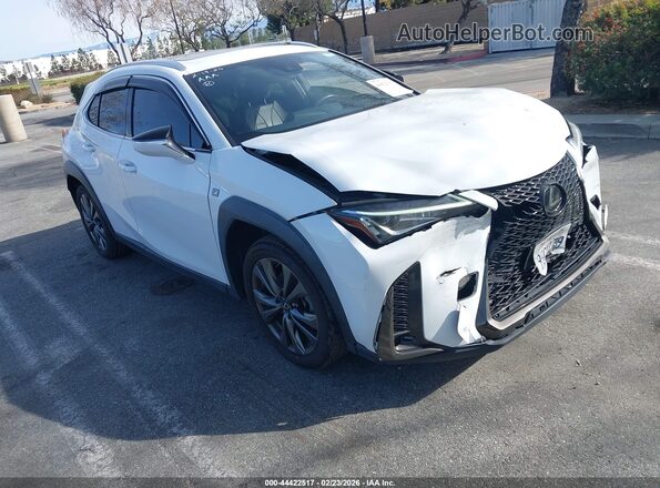 JTHY3JBH1K2014000 2019 LEXUS UX 200 White Front right