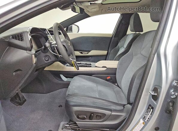 JTJAAAAB3RA027513 2024 LEXUS RZ Серебряный Вид салона спереди