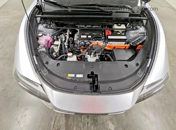 JTJAAAAB3RA027513 2024 LEXUS RZ Серебряный Вид подкапотного пространства