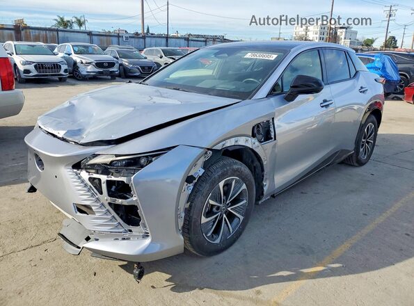 JTJAAAAB9PA021227 2023 LEXUS RZ Серебряный Передняя левая четверть