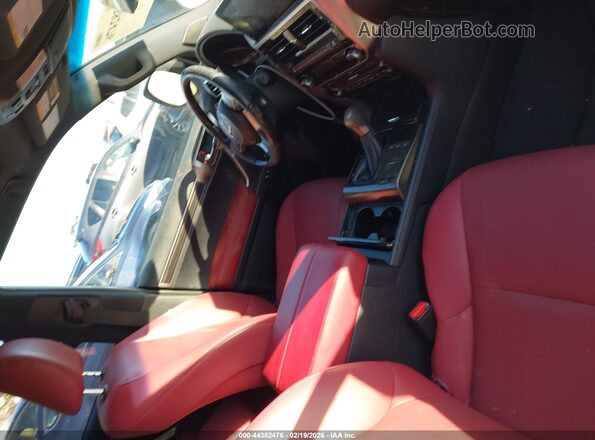 JTJAM7BX1P5340103 2023 LEXUS GX 460 Белый Вид салона спереди