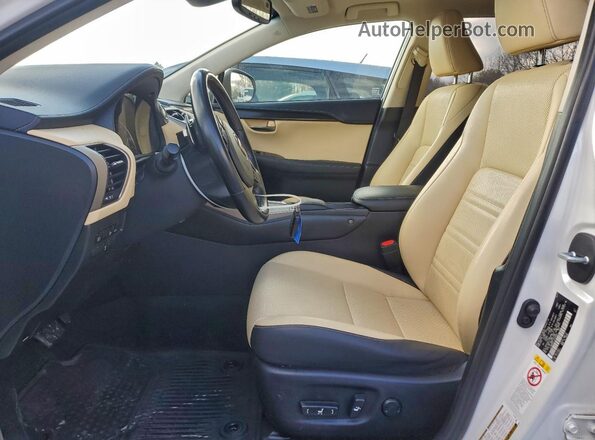 JTJBARBZ1J2164933 2018 LEXUS NX Белый Вид салона спереди