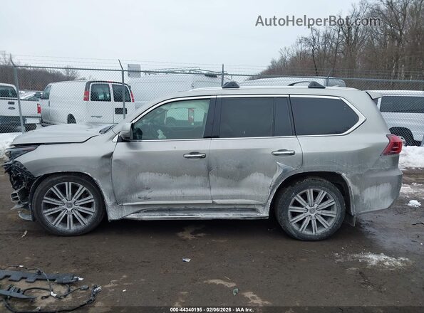 JTJDY7AX6L4316351 2020 LEXUS LX 570 Silver Vista interior trasera