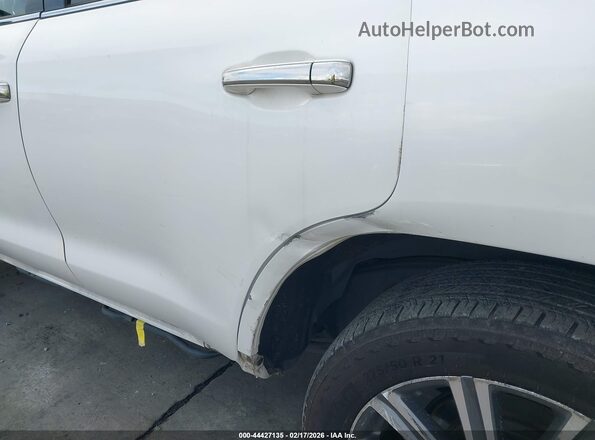 JTJHY7AX2G4215427 2016 LEXUS LX 570 Белый 