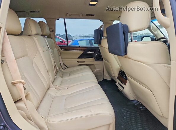 JTJHY7AX4J4264197 2018 LEXUS LX Gray Вид задньої частини салону