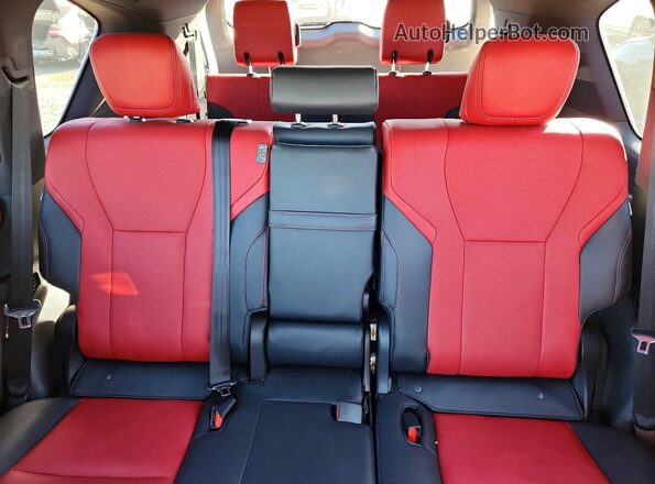 JTJMD7CX2S4006883 2025 LEXUS LX White Rear seats view