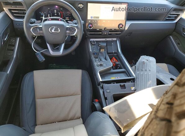 JTJTBCDX0S5035706 2025 LEXUS GX Желто-коричневый Вид панели приборов