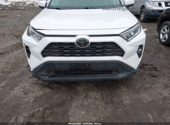 JTMA1RFV4KD018148 2019 TOYOTA LE White Vista del cuadro de instrumentos