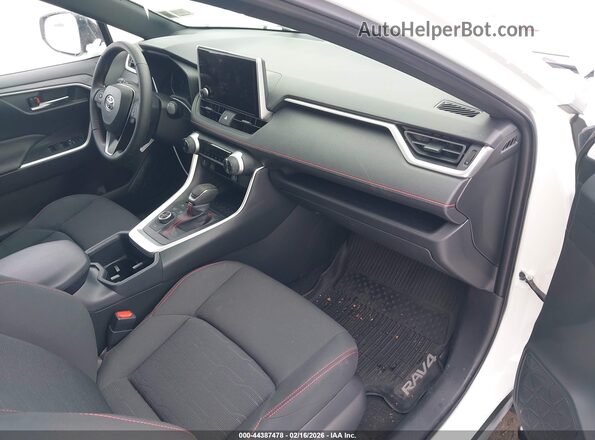 JTMAB3FV0SD253530 2025 TOYOTA RAV4 PLUG-IN HYBRID Белый Вид салона спереди