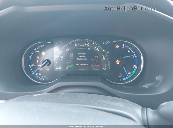 JTMAB3FV2SD256011 2025 TOYOTA RAV4 PLUG-IN HYBRID Silver Widok tylnych siedzeń