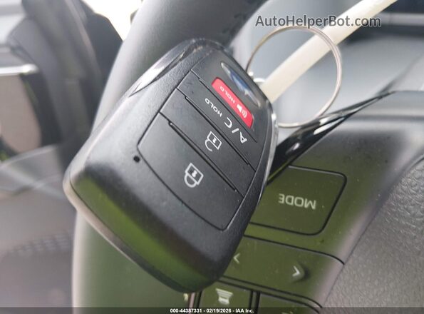 JTMABABA1SA105704 2025 SUBARU SOLTERRA Черный Вид панели приборов