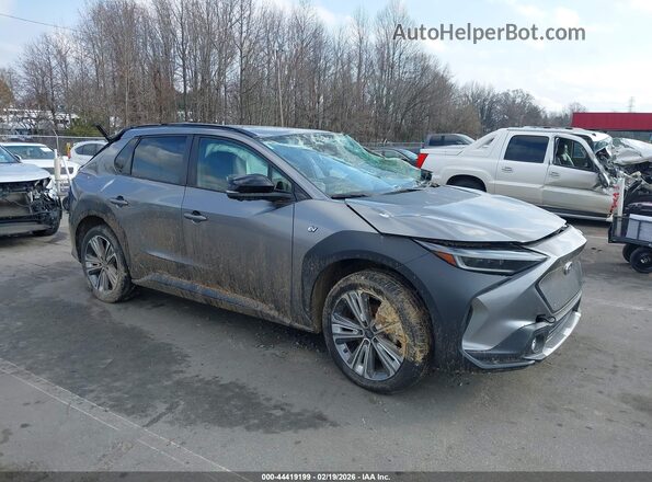 JTMABABA6PA020297 2023 SUBARU SOLTERRA Silver Przód prawy
