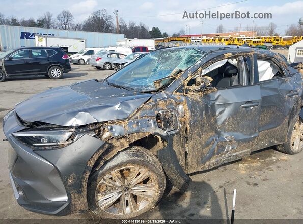 JTMABABA6PA020297 2023 SUBARU SOLTERRA Silver Widok z przodu