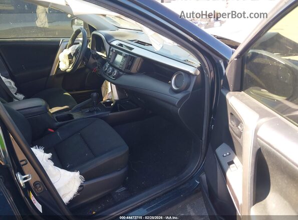 JTMBFREV2HJ709809 2017 TOYOTA LE Green Front interior view