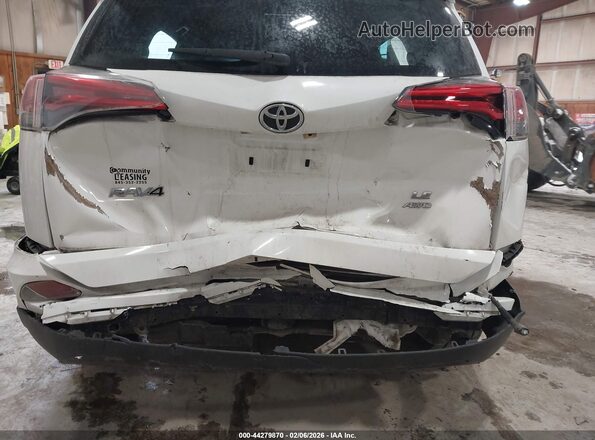 JTMBFREV5JJ729896 2018 TOYOTA LE Белый Вид спереди