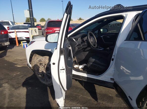 JTME6RFV0SJ076861 2025 TOYOTA RAV4 HYBRID Белый Вид салона спереди