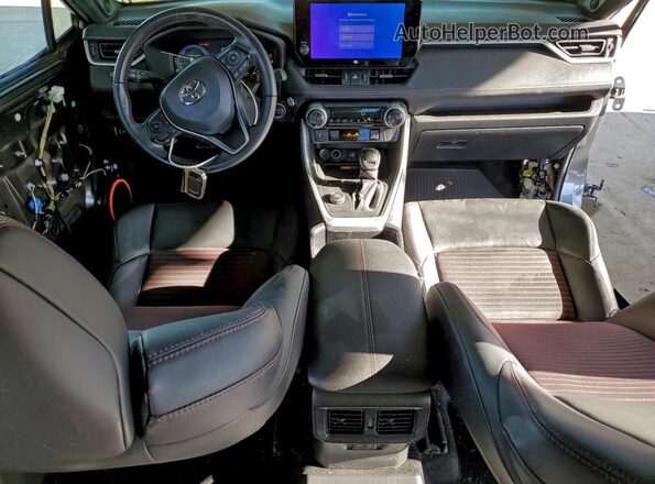 JTMEB3FV8PD155564 2023 TOYOTA RAV4 Серый Вид панели приборов