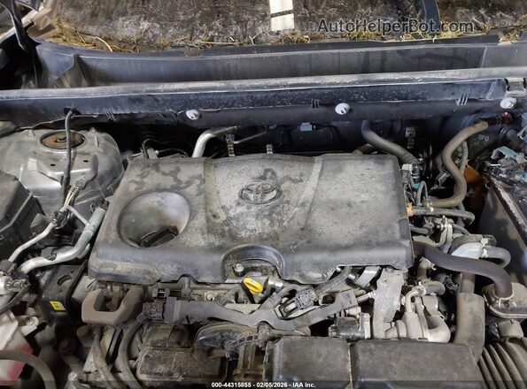 JTMF1RFV1MD078669 2021 TOYOTA LE Silver Вид ззаду